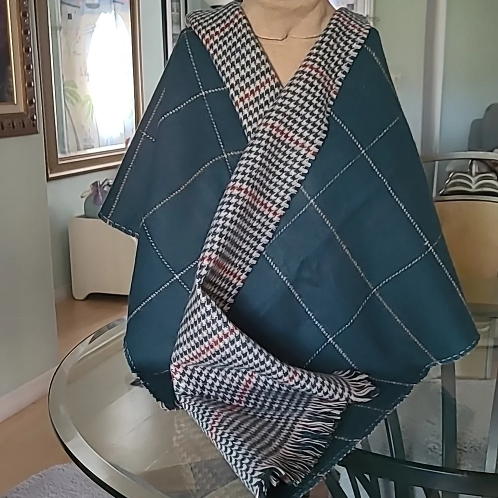 Cozy Plaid Scarf ❤️